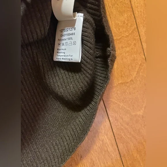 Commense - Brown Ribbed-Knit Sweater - Sz L - Picture 4 of 10